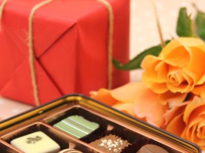 2016バレンタインの自分チョコ男子が買うのは変？恥ずかしくない？